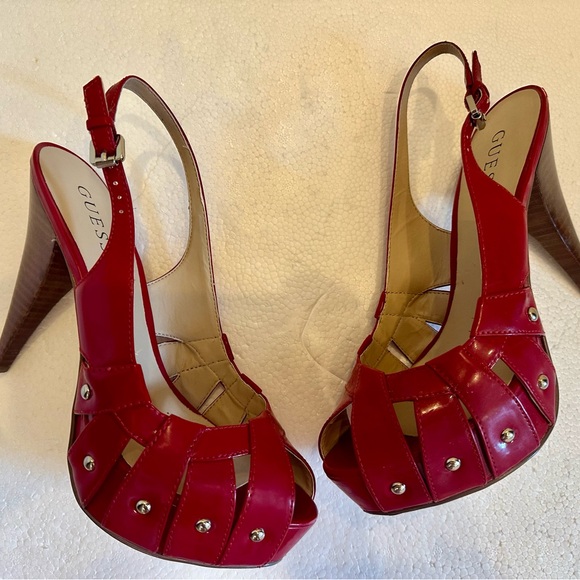 Guess Red Patent LeatherPlatform Slingback Clog Heel Sz 7.5 - Picture 4 of 10